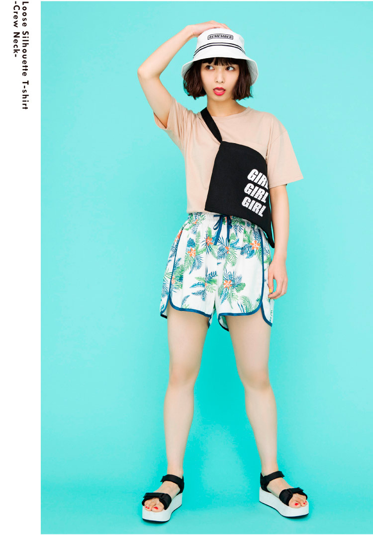 主役にも脇役にもなれる無地Tシャツは何枚あっても困らない!